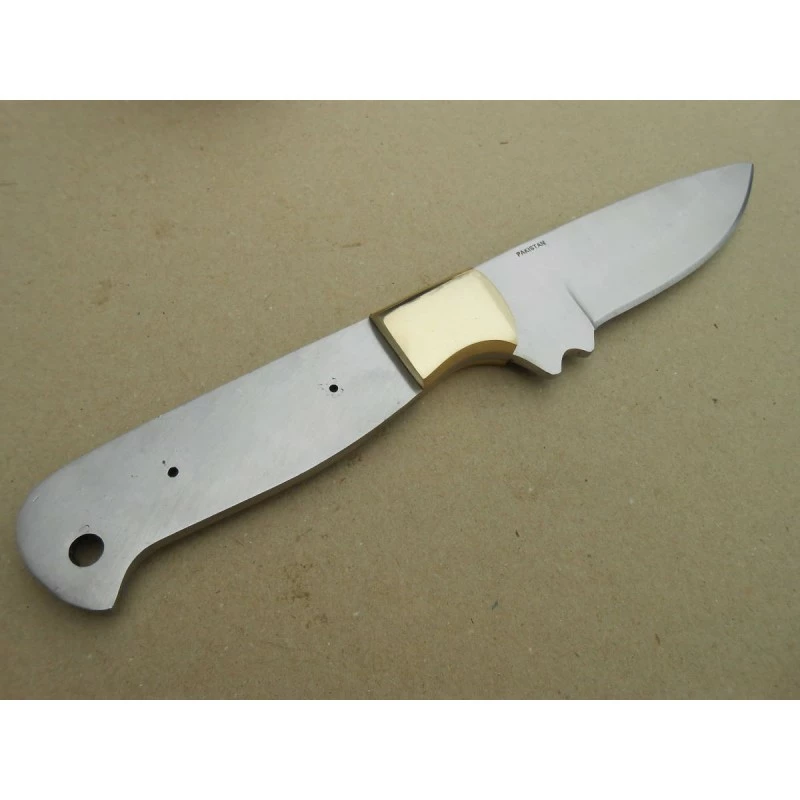 BL133 Lot De 3 Lames A Customiser Le Manche Couteau De Chasse Acier Inox Garde Laiton 3 BL133 Lot De 3 Lames A Customiser Le Manche Couteau De Chasse Acier Inox Garde Laiton – Image 3