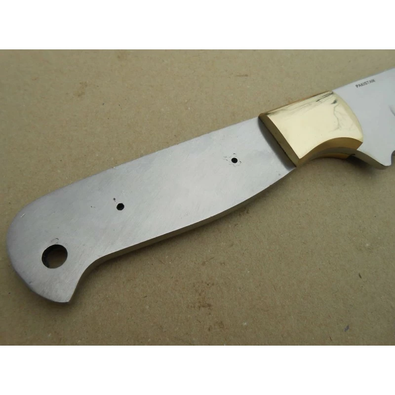 BL133 Lot De 3 Lames A Customiser Le Manche Couteau De Chasse Acier Inox Garde Laiton 1 BL133 Lot De 3 Lames A Customiser Le Manche Couteau De Chasse Acier Inox Garde Laiton