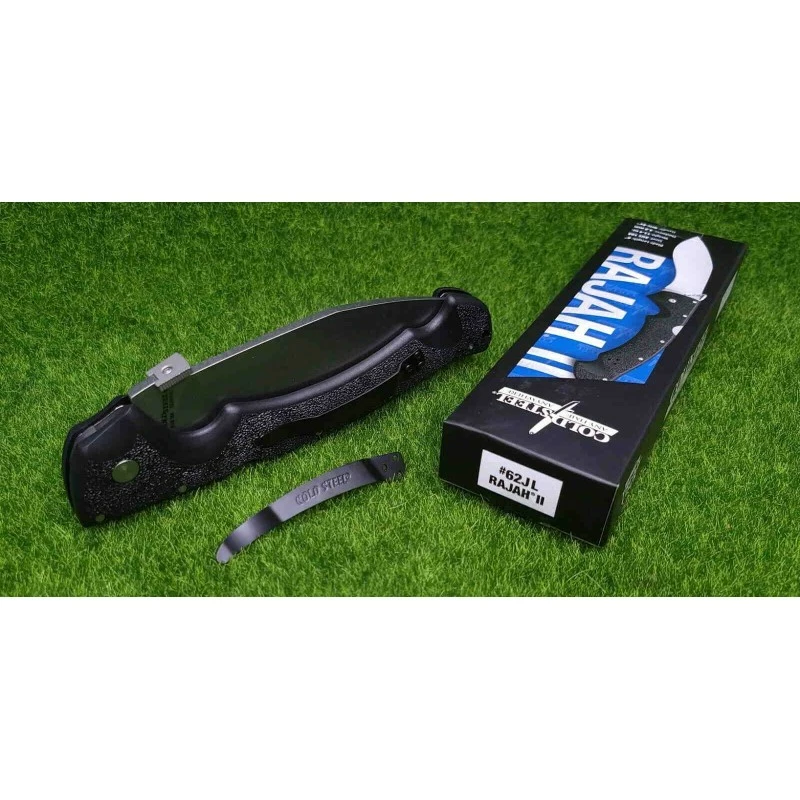 Couteau Kukri Cold Steel Rajah II Lame Acier AUS-10A Manche Griv-Ex Tri-Ad Lock Clip CS62JL 5 Couteau Kukri Cold Steel Rajah II Lame Acier AUS-10A Manche Griv-Ex Tri-Ad Lock Clip CS62JL – Image 5