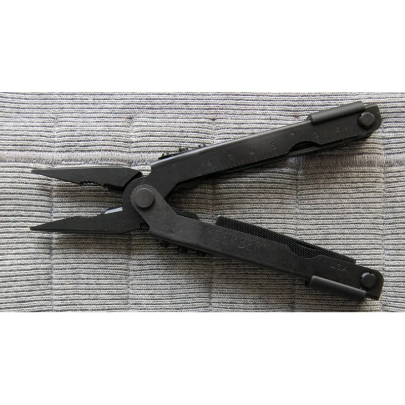 Couteau Pince Gerber Multi-Plier 600 Needlenose Military Etui Nylon Made In USA G7550 2 Couteau Pince Gerber Multi-Plier 600 Needlenose Military Etui Nylon Made In USA G7550 – Image 2