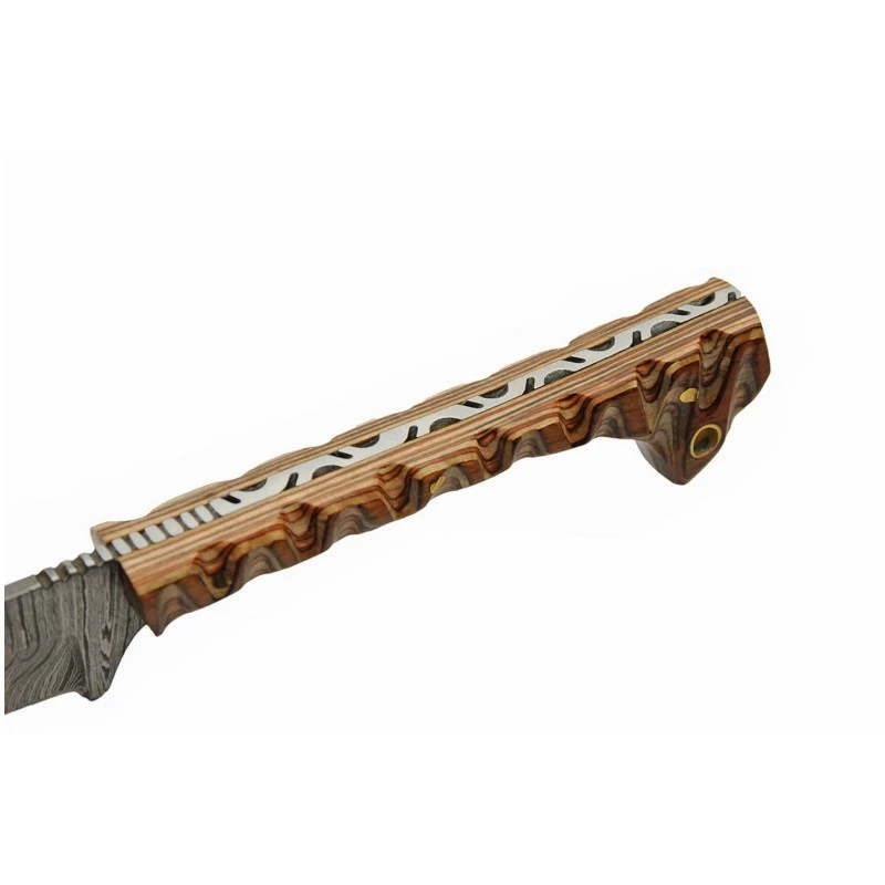 Couteau Skinner Damas 256 Couches Prideful Fang Caper Manche Bois Pakkawwod Brown Etui Cuir DM1320BR 5 Couteau Skinner Damas 256 Couches Prideful Fang Caper Manche Bois Pakkawwod Brown Etui Cuir DM1320BR – Image 5