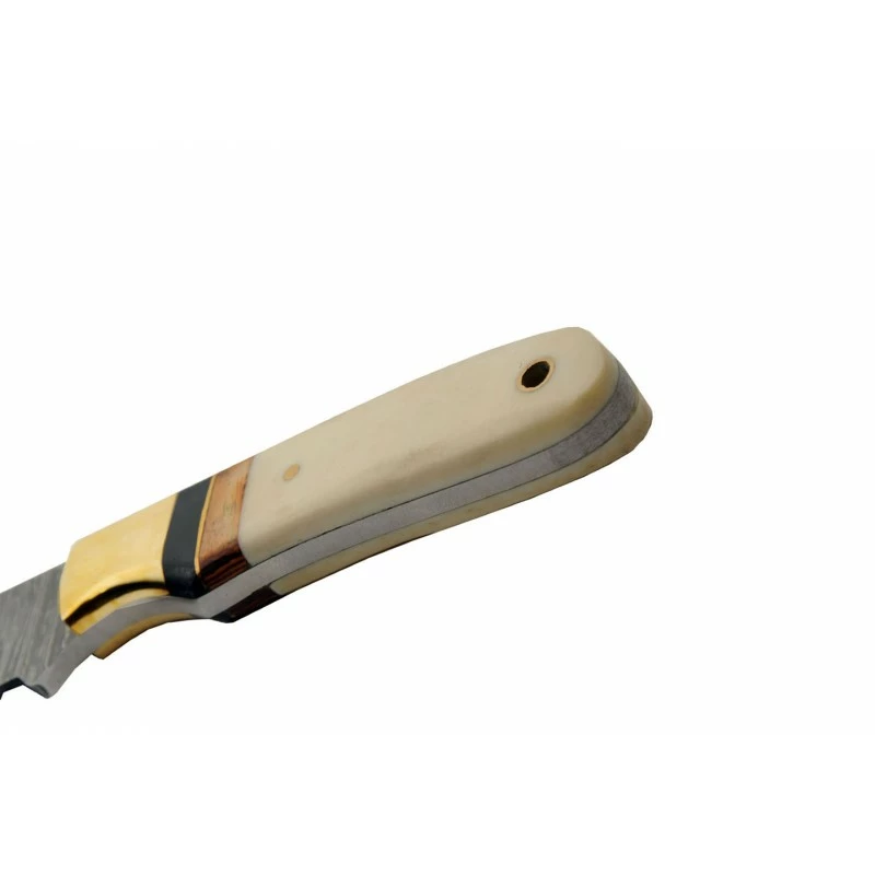 Couteau Skinner Damas Autumn Bone Lame Acier 256 Couches Manche Os Etui Cuir DM1340 4 Couteau Skinner Damas Autumn Bone Lame Acier 256 Couches Manche Os Etui Cuir DM1340 – Image 4