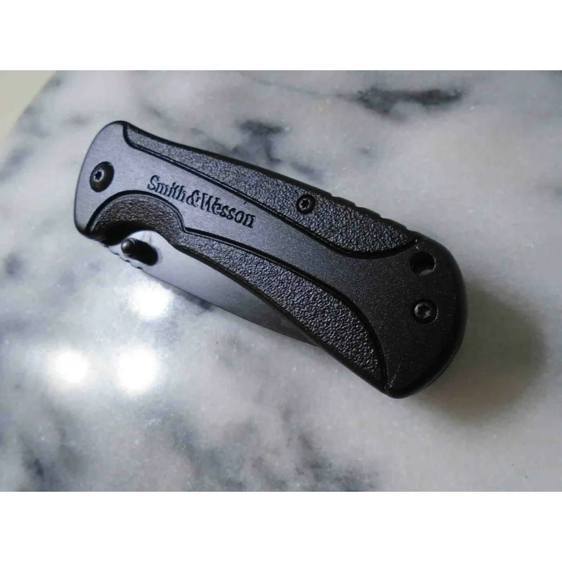 Couteau Smith&Wesson Drop Point A/O Lame Acier Inox Manche Abs SW1084304 2 Couteau Smith&Wesson Drop Point A/O Lame Acier Inox Manche Abs SW1084304 – Image 2