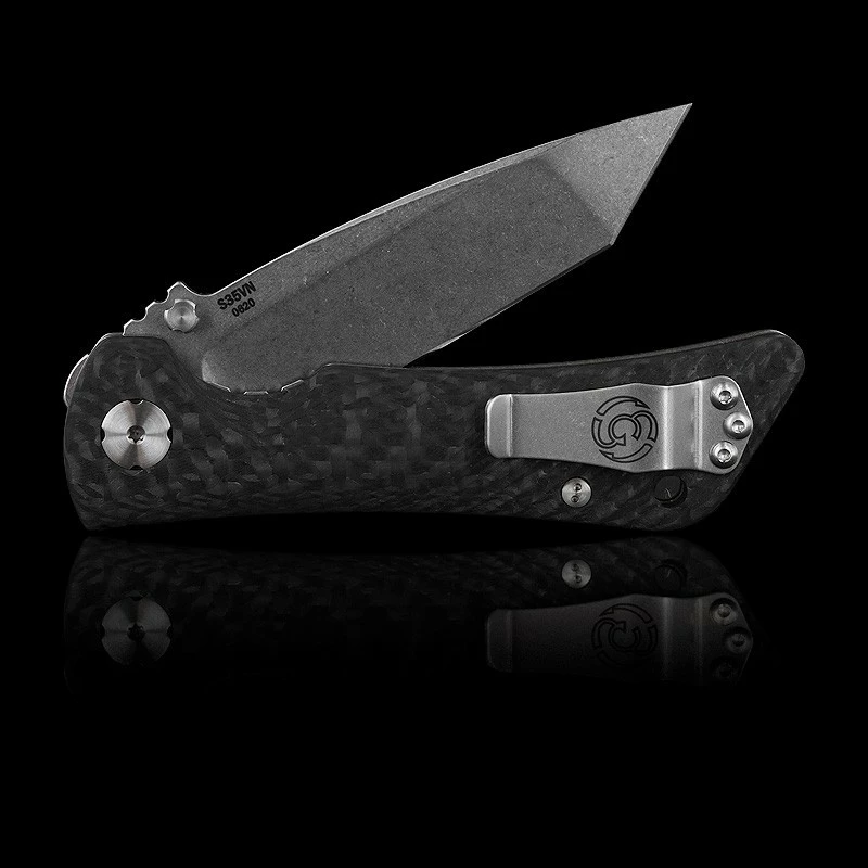 Couteau Southern Grind Spider Monkey Tanto Acier S35VN Manche Fibre De Carbone Linerlock Clip USA SG20816 1 Couteau Southern Grind Spider Monkey Tanto Acier S35VN Manche Fibre De Carbone Linerlock Clip USA SG20816