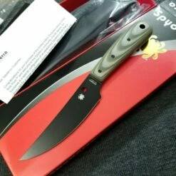 Couteau Spyderco Bow River Tan/OD Green Lame Acier 8Cr13MoV Manche G10 Etui Cuir SCFB46GPODBK