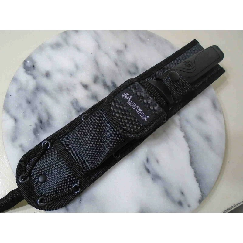Couteau Tactical Smith&Wesson Search & Rescue Lame Acier 8Cr13MoV Manche Aluminium Etui Nylon SW1100071 8 Couteau Tactical Smith&Wesson Search & Rescue Lame Acier 8Cr13MoV Manche Aluminium Etui Nylon SW1100071 – Image 8