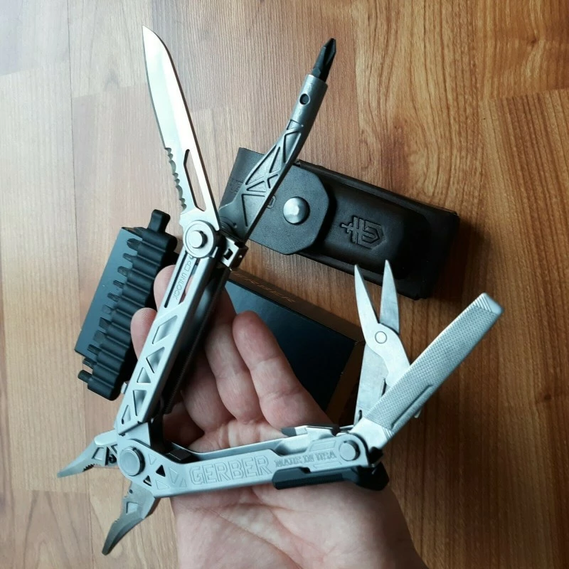 Pince Multifonctions Gerber Center Drive Plus Bit Etui Cuir Made USA G1417 4 Pince Multifonctions Gerber Center Drive Plus Bit Etui Cuir Made USA G1417 – Image 4